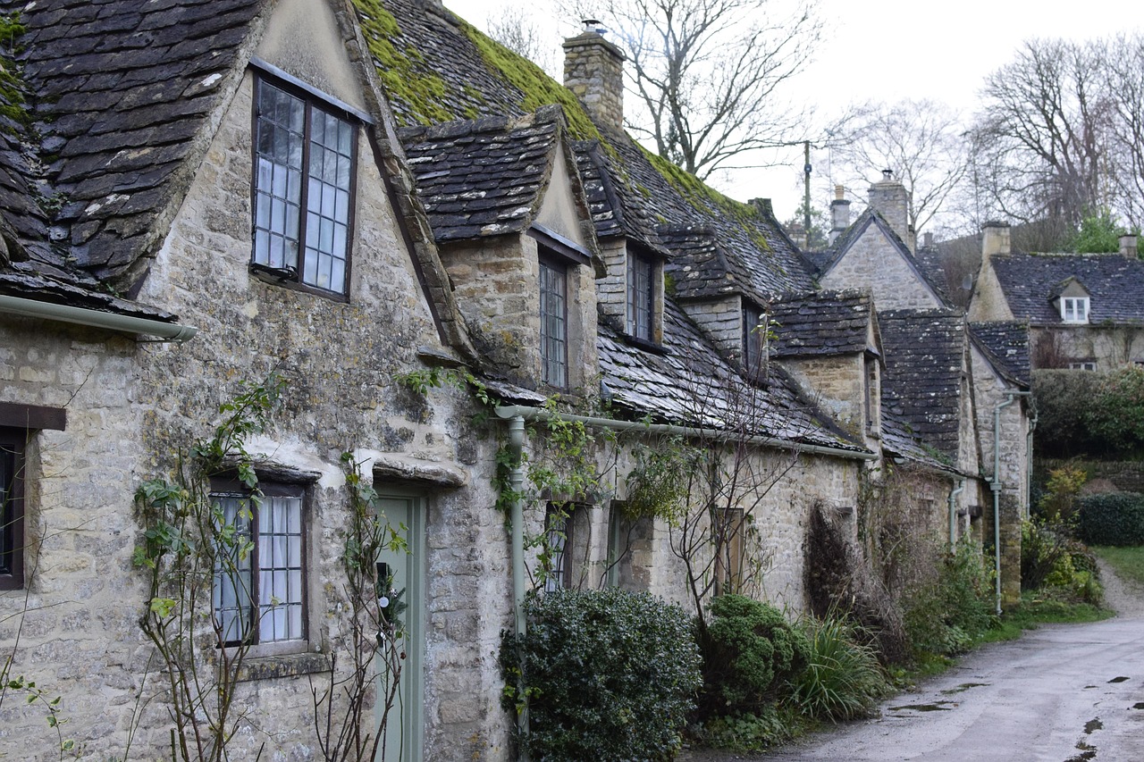 Cotswolds Village Tour - UK Journey Premium Tour Package
